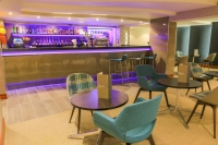  Vacation Hub International | Mercure Hotel Heathrow Lobby