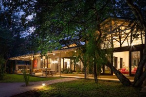  Vacation Hub International | Mbano Manor Hotel Victoria Falls by Mantis Lobby