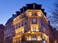  Vacation Hub International | Hôtel Champs-Elysées Friedland Main