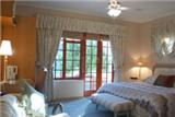  Vacation Hub International | Hampshire House Facilities