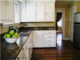  Vacation Hub International | Charming Home Near Astoria Park and NYC Ferry Facilities