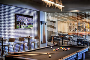  Vacation Hub International | Renaissance Los Angeles Airport Hotel Facilities