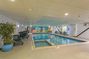  Vacation Hub International | Grand Burstin Hotel Facilities