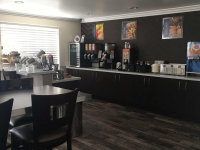  Vacation Hub International | Best Western Airport Plaza Inn Facilities
