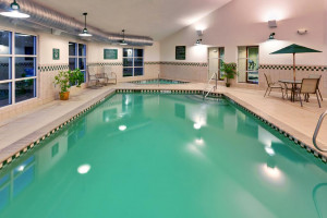  Vacation Hub International | Country Inn & Suites by Radisson, Lake George (Queensbury), Facilities