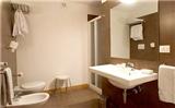  Vacation Hub International | Hotel Piazza Bellini Facilities