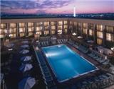  Vacation Hub International | L' Enfant Plaza Facilities