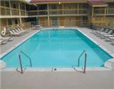  Vacation Hub International | La Quinita Inn Nashville South Facilities