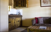  Vacation Hub International | Riverside Lodge Facilities