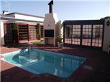  Vacation Hub International | Drop Anchor Beach Lodge Facilities