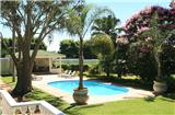 Vacation Hub International | Valley Lodge Facilities