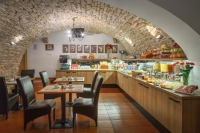  Vacation Hub International | Mucha Hotel Facilities