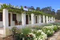  Vacation Hub International | Over The Mountain Guest Farm Facilities