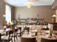  Vacation Hub International | Hôtel Champs-Elysées Friedland Facilities