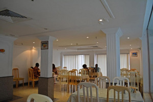  Vacation Hub International | Queens Hotel Facilities