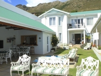  Vacation Hub International | Gordon's Beach Lodge Facilities