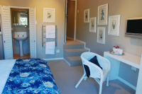  Vacation Hub International | Sneezewood Farm Facilities