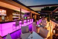 Vacation Hub International | River Side Hotel Facilities