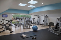  Vacation Hub International | Toronto Don Valley Hotel & Suites Facilities