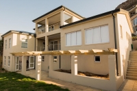  Vacation Hub International | Crichton House Facilities