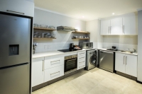  Vacation Hub International | Max Executive Apartments Facilities