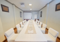  Vacation Hub International | Gold Crest Hotel Facilities