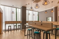  Vacation Hub International | Thistle Express Luton Facilities