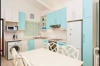  Vacation Hub International | Our Beach House Facilities