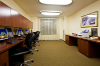  Vacation Hub International | Holiday Inn & Suites Across from Universal Orlando™ Facilities