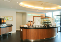  Vacation Hub International | Holiday Inn Express, London Heathrow - T5 Facilities