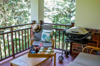  Vacation Hub International | Little Green Sunbird - Selborne Luxury Villas Facilities
