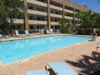  Vacation Hub International | Super 8 by Wyndham Fort Myers Facilities
