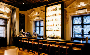  Vacation Hub International | Ambassador Chicago Facilities