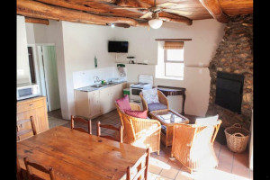  Vacation Hub International | Houdenbek Farm Cottages - Tarentaal Cottage Facilities