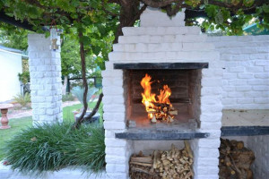  Vacation Hub International | Moonlight Manor Facilities