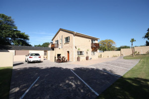  Vacation Hub International | Marren House Facilities