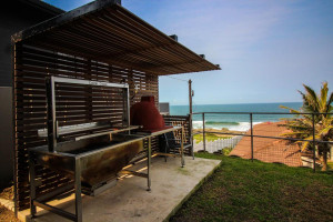  Vacation Hub International | LoveLea Holidays - Sheffield Luxury Beach Villa Facilities