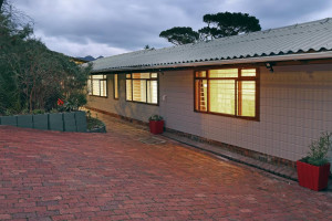  Vacation Hub International | Simply Majestic Facilities