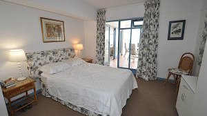  Vacation Hub International | Village Square 12 Facilities