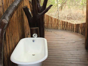  Vacation Hub International | Ihlozi Luxury Bush Lodge Facilities