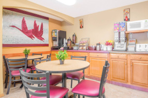  Vacation Hub International | Super 8 by Wyndham Shelbyville Facilities