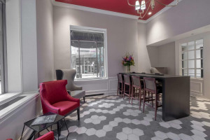  Vacation Hub International | The St. Clair Hotel - Magnificent Mile Facilities