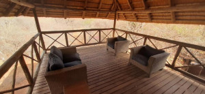  Vacation Hub International | Bush & Beach Jackal Facilities