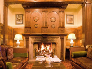  Vacation Hub International | Macdonald Elmers Court Resort Facilities