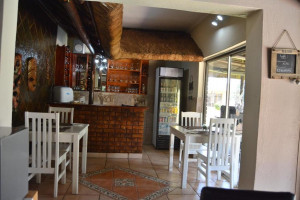  Vacation Hub International | Aero Airport Lodge Facilities