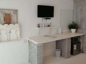  Vacation Hub International | The Last Eve Guesthouse Facilities