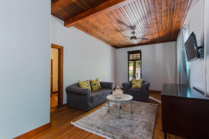  Vacation Hub International | Olive Tree Lodge Facilities