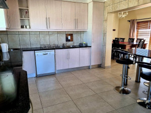  Vacation Hub International | Chios Place at West Coast Life Facilities