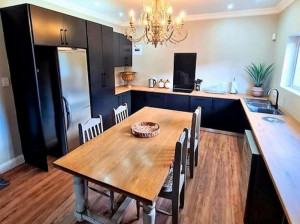  Vacation Hub International | Six on Reinecke Guesthouse Facilities