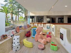  Vacation Hub International | Sol Barbados Facilities